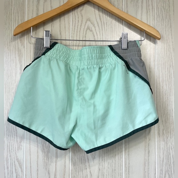 Nike Running Workout Athletic Dri-Fit Shorts Size S EUC - Picture 3 of 4